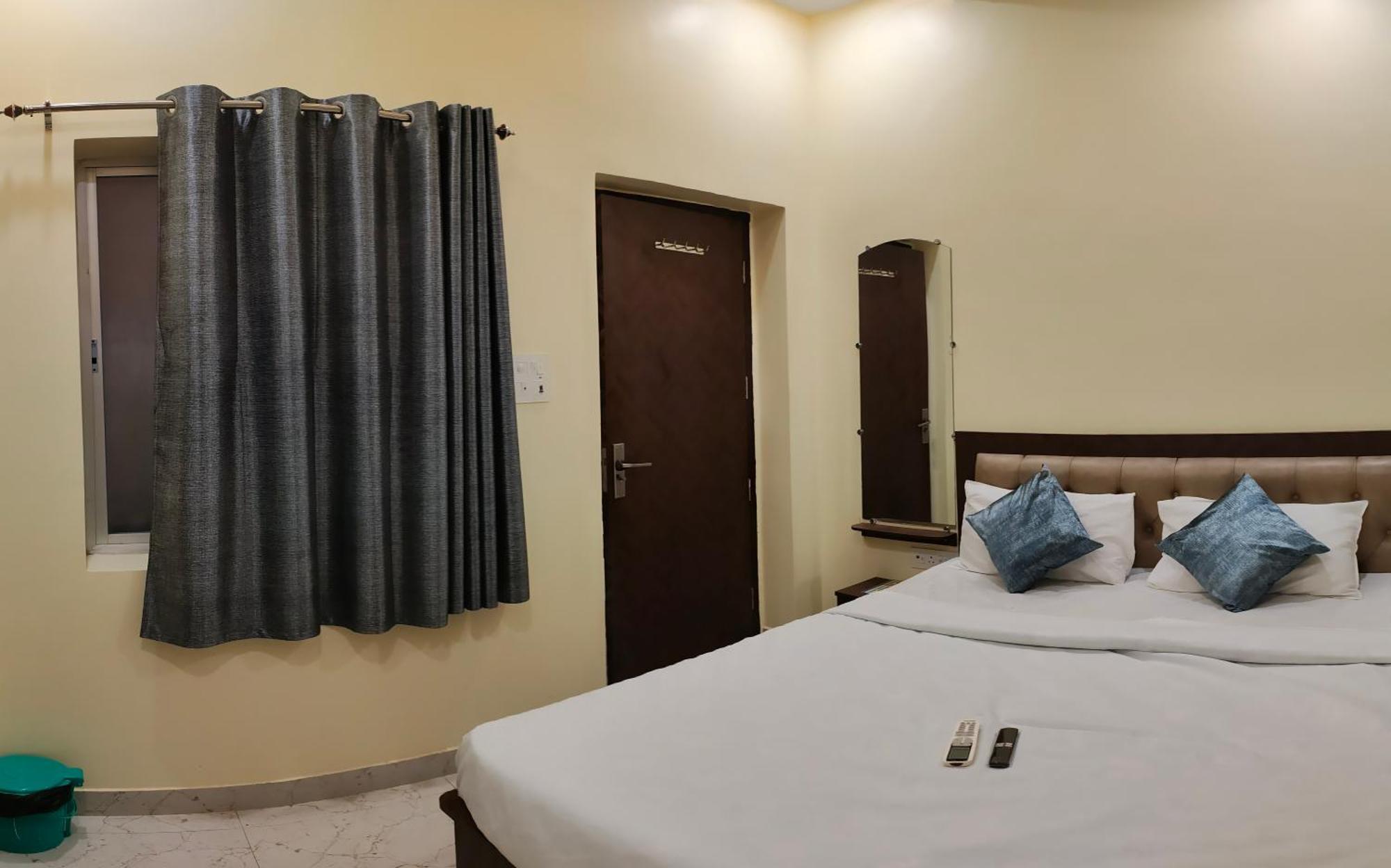 Ganga Sparsh Hotel Varanasi Eksteriør billede