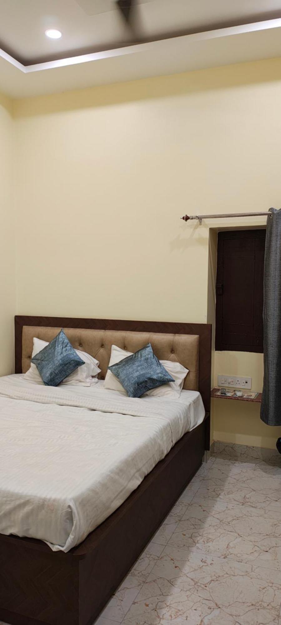 Ganga Sparsh Hotel Varanasi Eksteriør billede