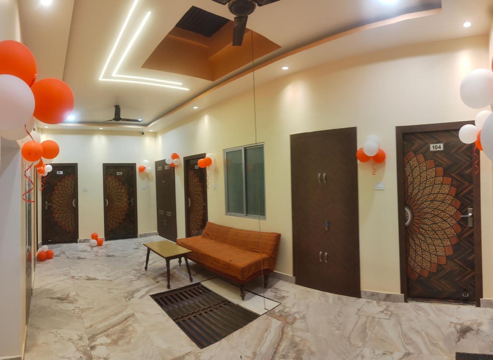 Ganga Sparsh Hotel Varanasi Eksteriør billede